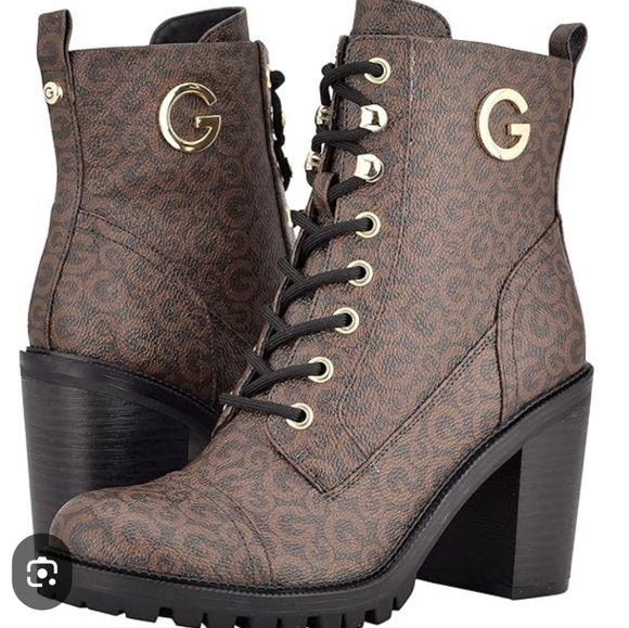 GBG Los Angeles Shoes - Elegant GBG Los Angeles Patterned Lace-Up Boots